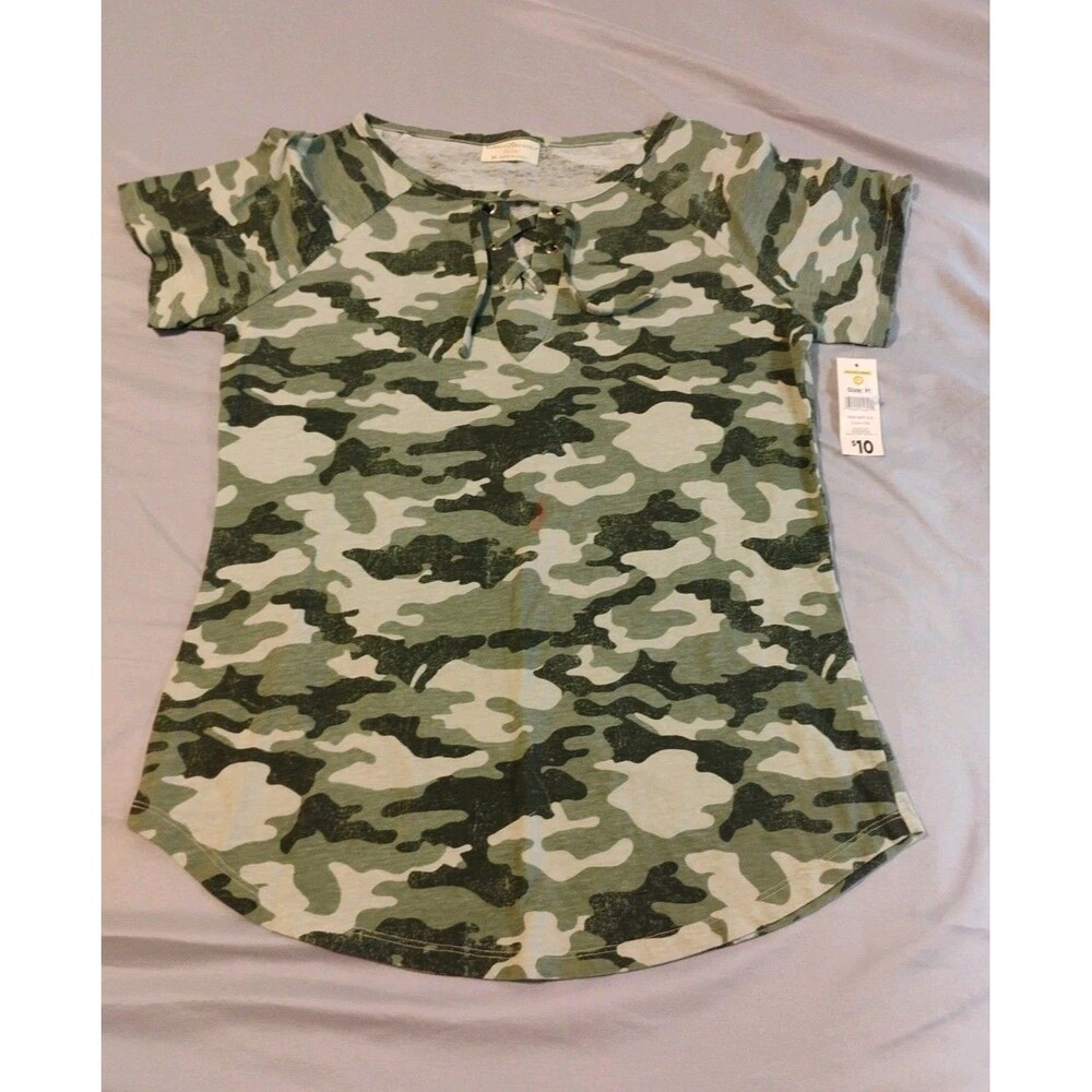 Bobbie Brooks Women Shirt Medium Camouflage Top Camo